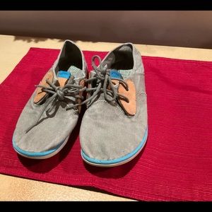 Merrell Leather and Canvas Shoes EUC